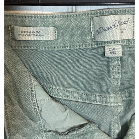 🩵🩵Universal Thread Women's Green Straight Leg Mid Rise Skinny, 2🩵🩵 - Picture 6 of 7